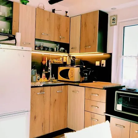 Apartament нouse With Cute Little Yard *