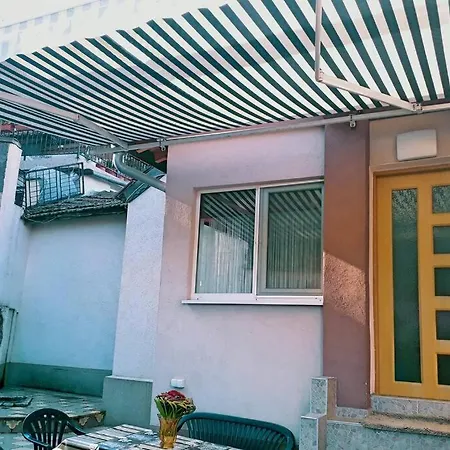 Διαμέρισμα нouse With Cute Little Yard Φιλιππούπολη