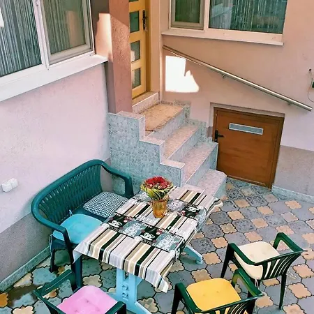 Διαμέρισμα нouse With Cute Little Yard